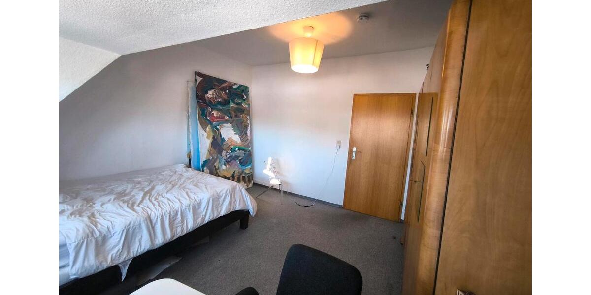 Etagenwohnung Pforzheim Dillweißenstein - 5 Zimmer, 14 m&sup2;, 280&euro; | Angebot:26406573