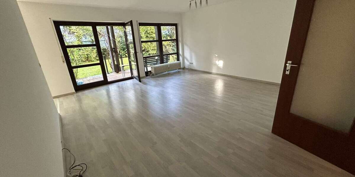 Etagenwohnung Pforzheim Dillweißenstein - 3 Zimmer, 86 m&sup2;, 240.000&euro; | Angebot:25765531