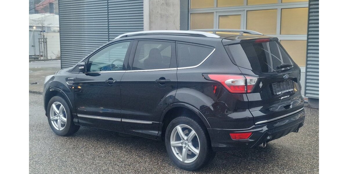 Ford Kuga 1.5 Klimaautomatik NAVI BI-XENON 70.000 km 18.998 &euro; Landau 76829