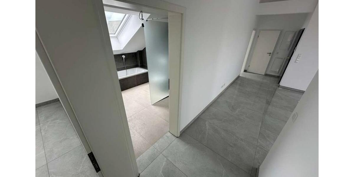 Etagenwohnung Stutensee - 3 Zimmer, 80 m&sup2;, 1.250&euro; | Angebot:26607091