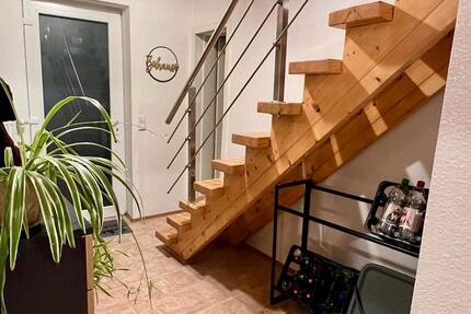 Haus Hambrücken - 3 Zimmer, 110 m&sup2;, 980&euro; | Angebot:25241415