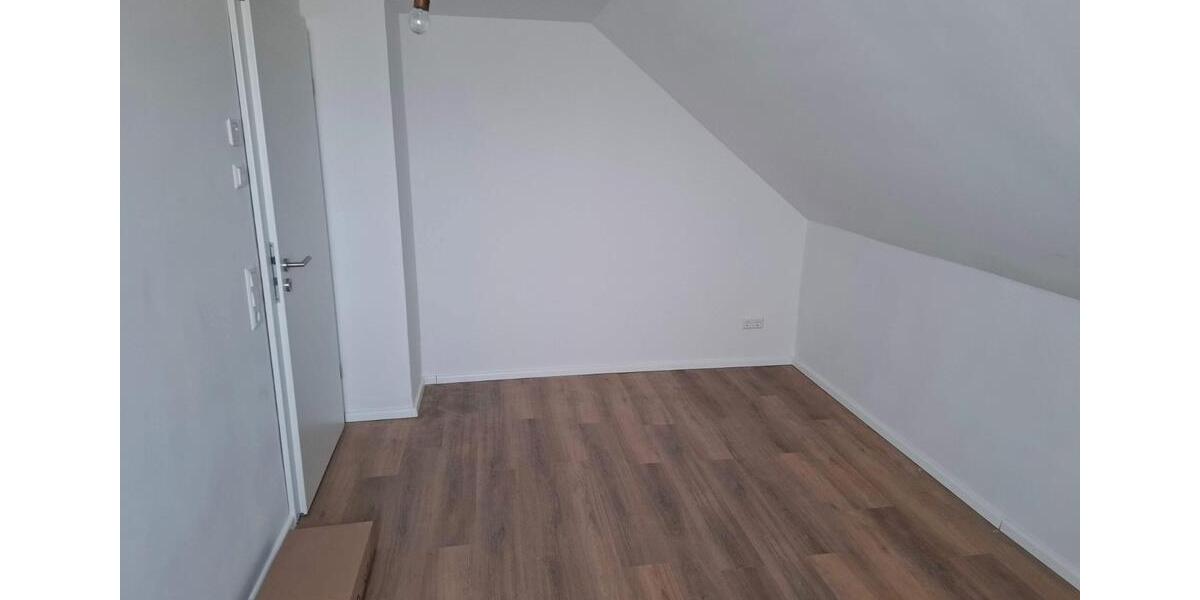 Dachgeschoßwohnung Eggenstein-Leopoldshafen Leopoldshafen - 2 Zimmer, 51 m&sup2;, 720&euro; | Angebot:26040720
