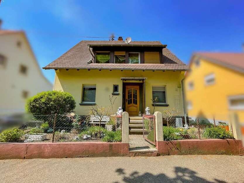Haus zum Kaufen in Karlsbad 649.000 € 224 m²