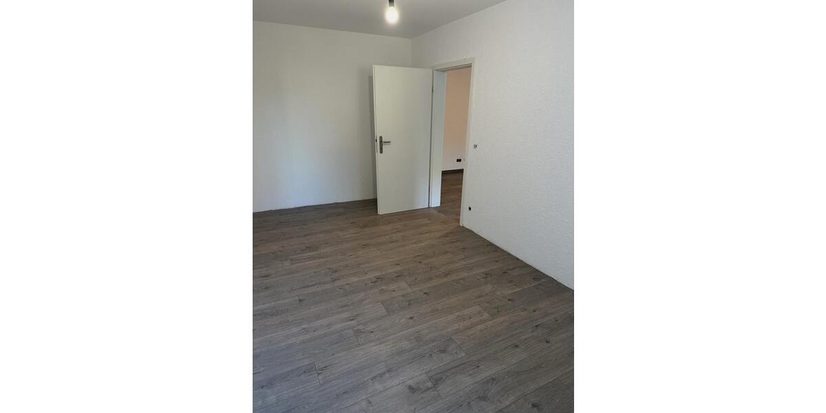 Etagenwohnung Rastatt - 2 Zimmer, 70 m&sup2;, 750&euro; | Angebot:26414210
