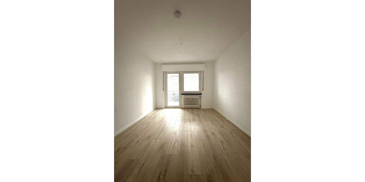 Hier beginnt Ihr neues Kapitel - traumhafte Sanierung in Eggenstein 4 zimmer