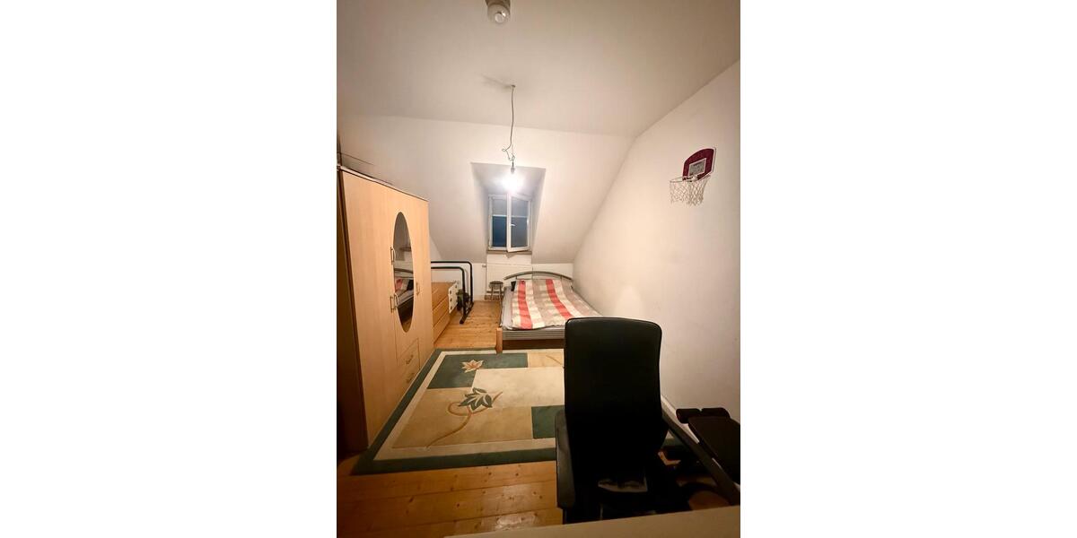 WG Zimmer in 4-er WG in Südstadt, Karlsruhe 1 zimmer