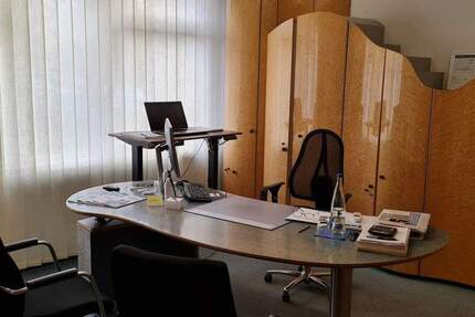 Gewerbeobjekt Karlsruhe Waldstadt - 5 Zimmer, 140 m&sup2;, 349.000&euro; | Angebot:25696808