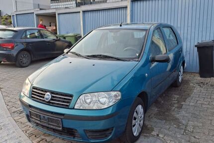 Fiat Punto 142.500 km 600 &euro; Oberderdingen 75038