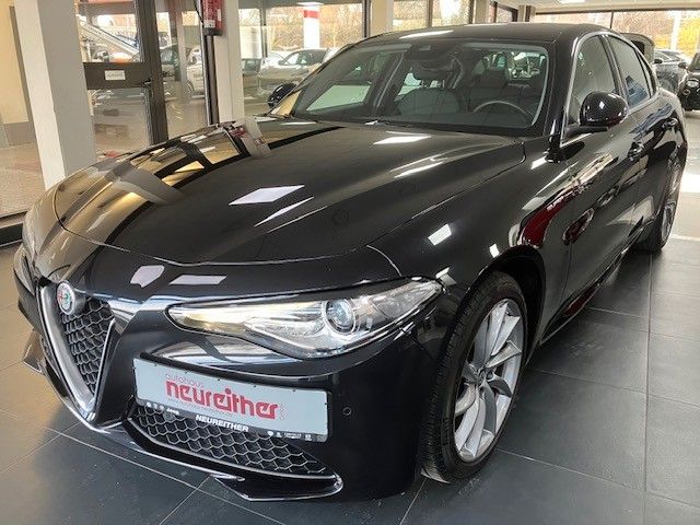 Alfa Romeo Giulia 57.900 km 24.890 &euro; Karlsruhe 76185