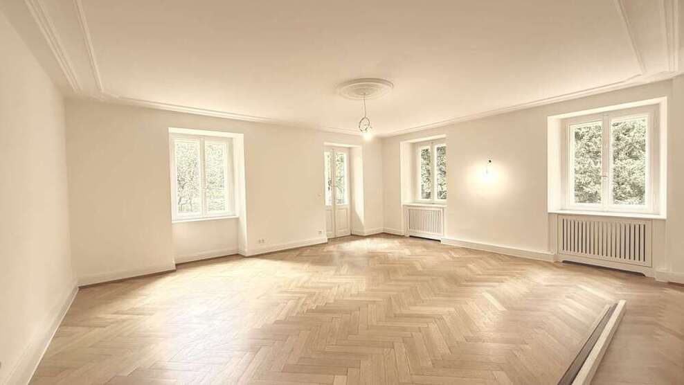 Wohnung zum Mieten in Baden-Baden 3.800 € 190.5 m²