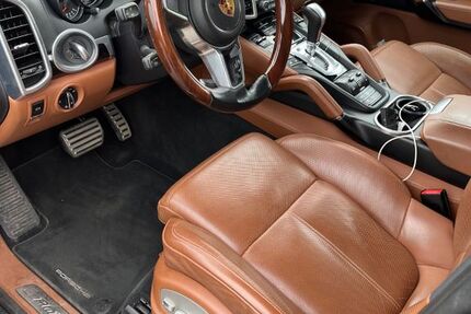 Porsche Cayenne 232.000 km 34.900 € Oberderdingen 75038