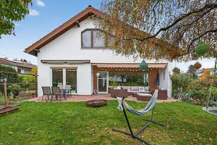 Repräsentativ, ruhig, außergewöhnlich - Wohnen im Raumkönig von Grünwettersbach! 8 zimmer