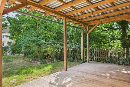 Einfamilienhaus mit Garten, Innenhof und SchuppenScheune 4 zimmer