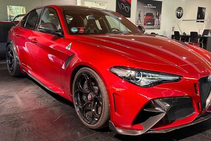 Alfa Romeo Giulia 16.000 km 239.900 &euro; Rastatt 76437