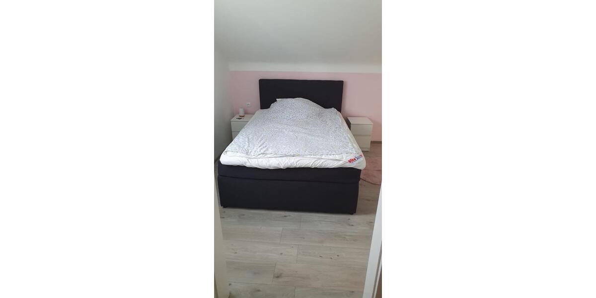 Dachgeschoßwohnung Oberderdingen - 3 Zimmer, 63 m&sup2;, 176.000&euro; | Angebot:24561147