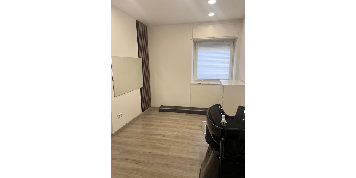 Gewerbeobjekt Karlsruhe Südstadt - 440&euro; | Angebot:23758032