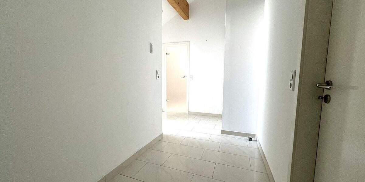 Etagenwohnung Bretten - 3 Zimmer, 104 m&sup2;, 369.000&euro; | Angebot:25837704