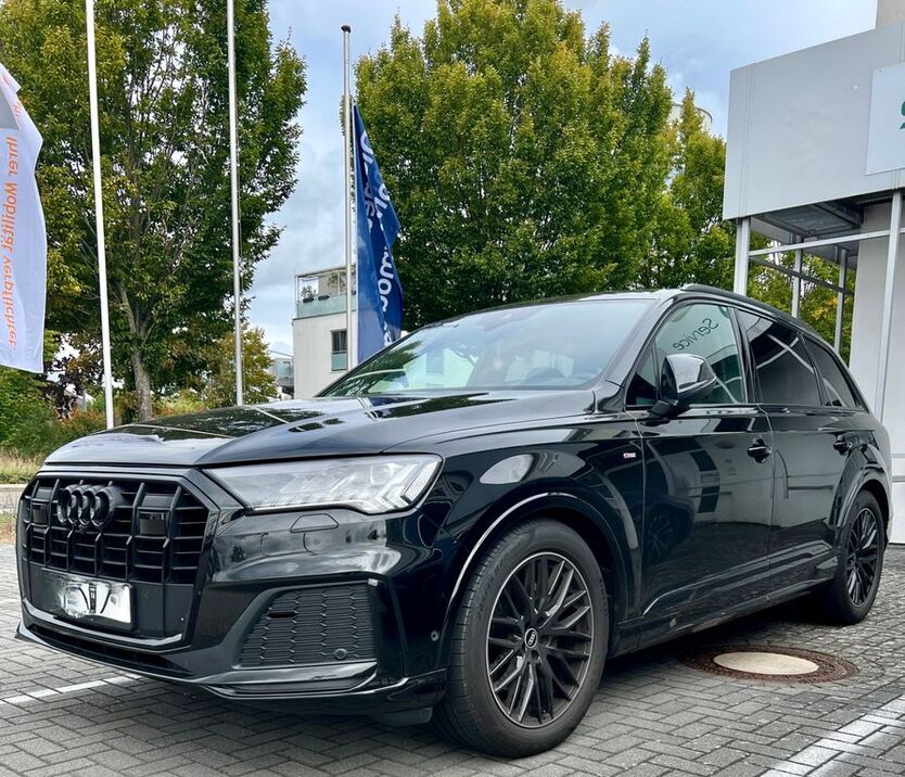 Q7