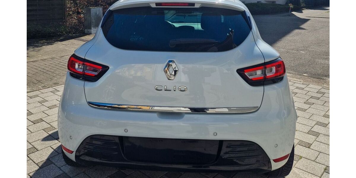 Renault Clio 66.000 km 9.800 &euro; Durmersheim 76448