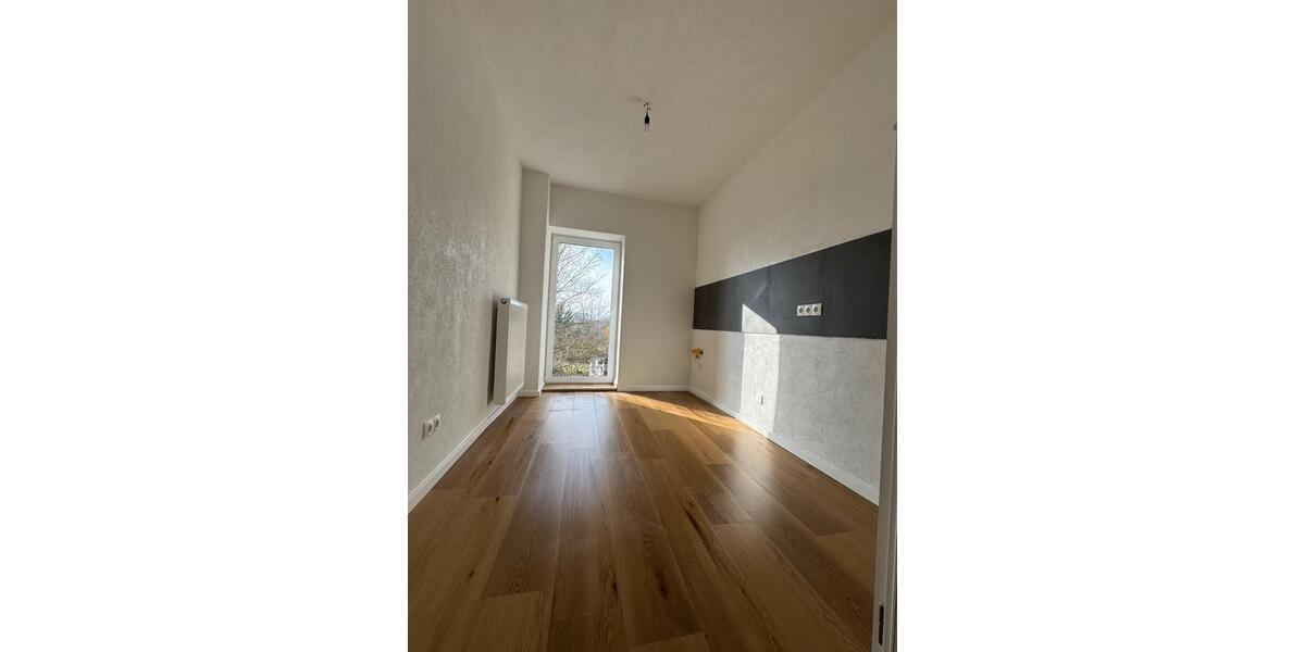 Etagenwohnung Karlsruhe Neureut - 3 Zimmer, 79 m&sup2;, 1.250&euro; | Angebot:25869159