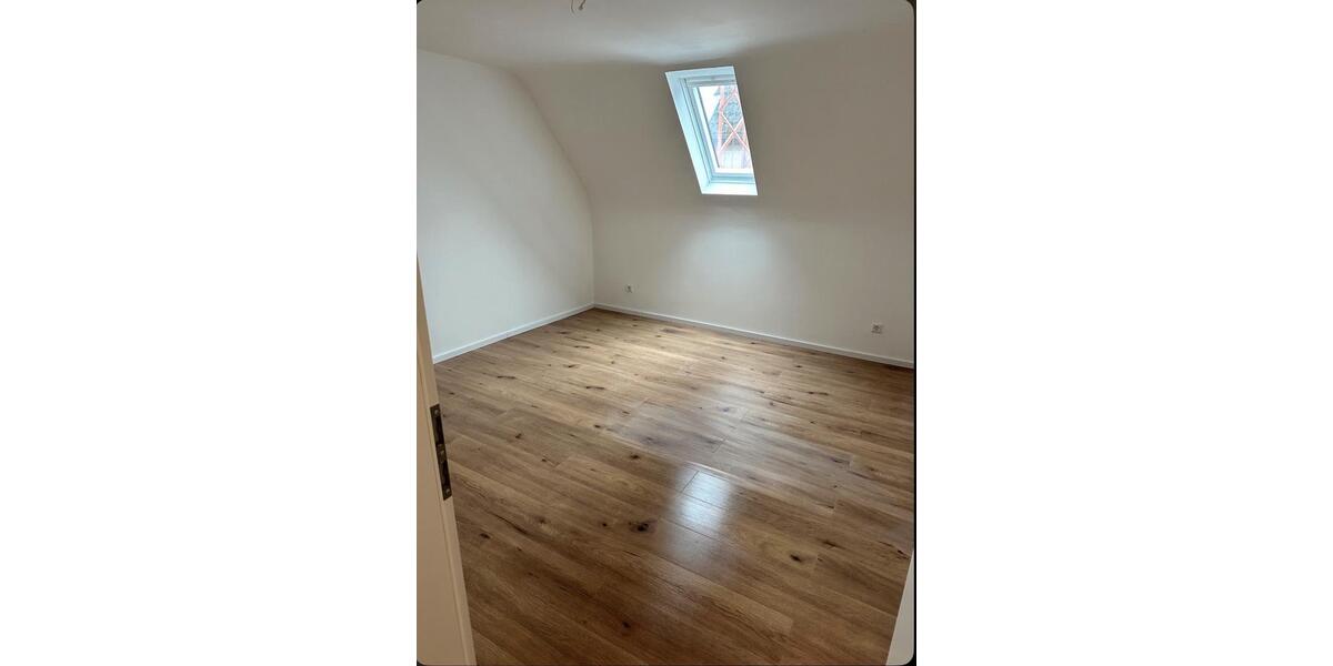 Etagenwohnung Kraichtal - 3 Zimmer, 65 m&sup2;, 1.070&euro; | Angebot:25452046