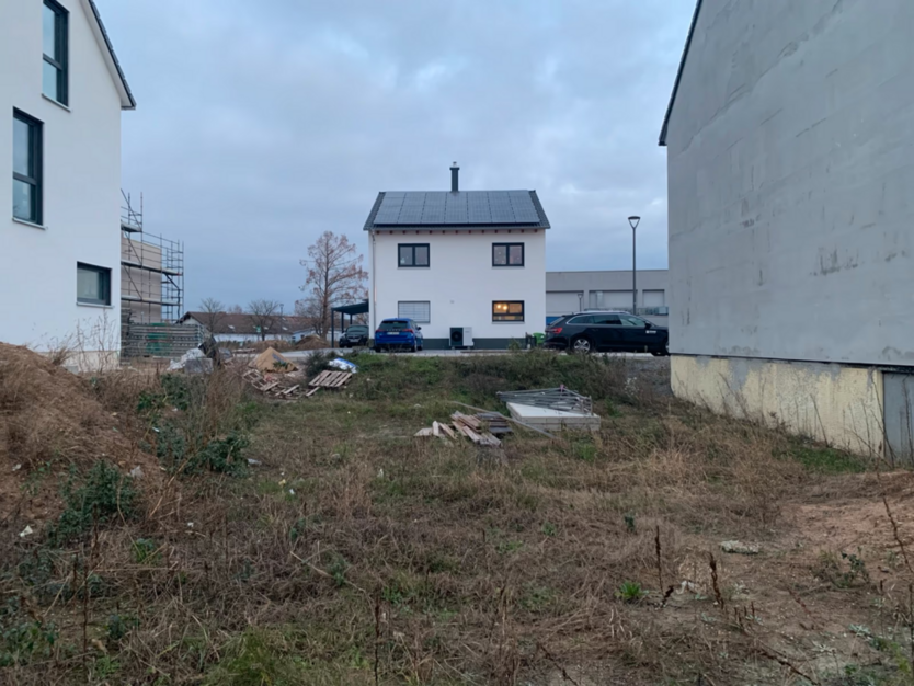 Grundstück zu verkaufen in Stutensee 269.000 € 280 m²