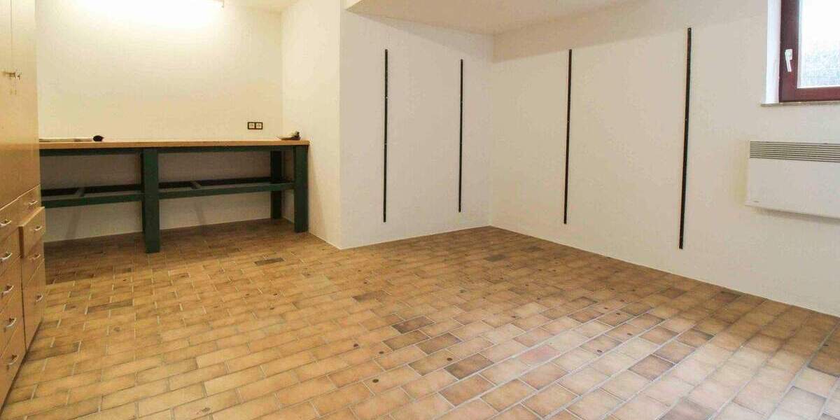 Einfamilienhaus Rastatt - 7 Zimmer, 170 m&sup2;, 399.000&euro; | Angebot:25737928