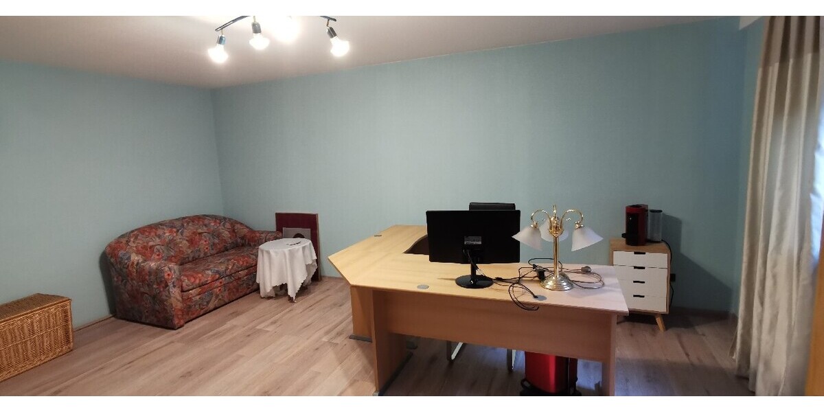 Toplage in Kirrlach zum Wohnen und Arbeiten 9 zimmer