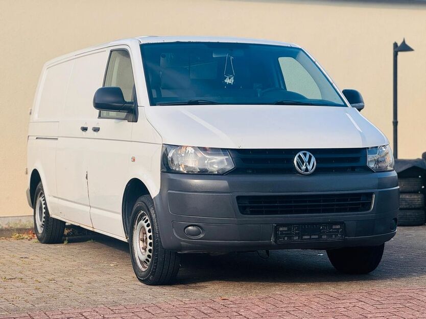VW T5 Transporter 260.000 km 4.750 € Au am Rhein 76474