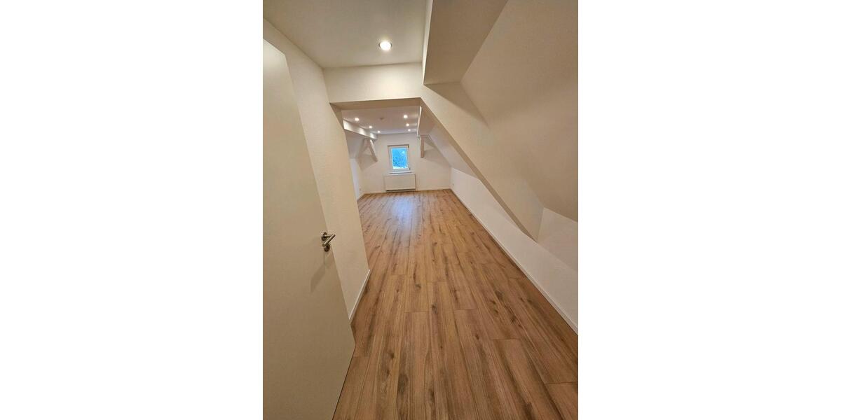 Maisonettenwohnung Pforzheim Eutingen - 5 Zimmer, 144 m&sup2;, 1.380&euro; | Angebot:26167406