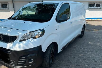 Peugeot Expert 143.000 km 11.700 &euro; Steinmauern 76479