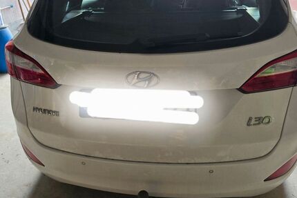 Hyundai i30 220.000 km 5.100 € Offenbach 76877