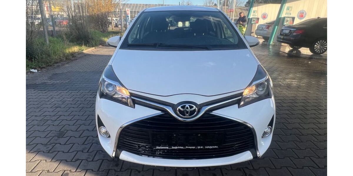 Toyota Yaris 115.200 km 9.999 &euro; Germersheim 76726