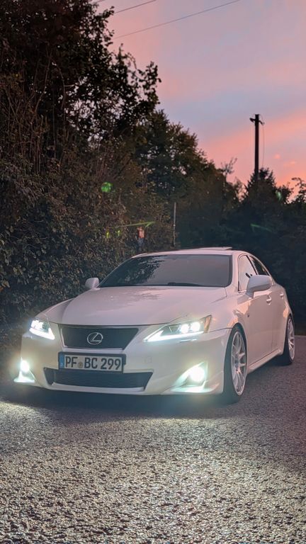 Lexus IS 350 275.000 km 11.500 € Pforzheim 75177