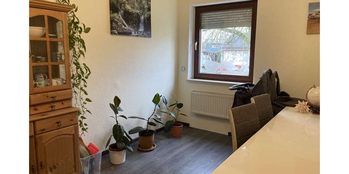 Etagenwohnung Rastatt / Wintersdorf Wintersdorf - 4 Zimmer, 98 m&sup2;, 275.000&euro; | Angebot:26435024