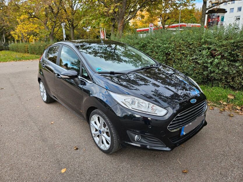 Ford Fiesta 90.000 km 7.100 € Karlsruhe 76187