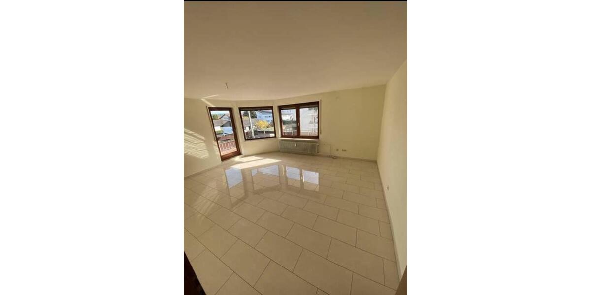 Etagenwohnung Pforzheim Weststadt - 3.5 Zimmer, 83 m&sup2;, 1.300&euro; | Angebot:26420785