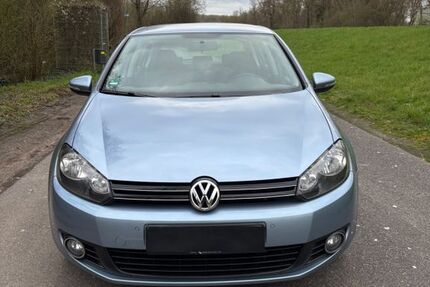 VW Golf 92.000 km 8.100 &euro; Germersheim 76726