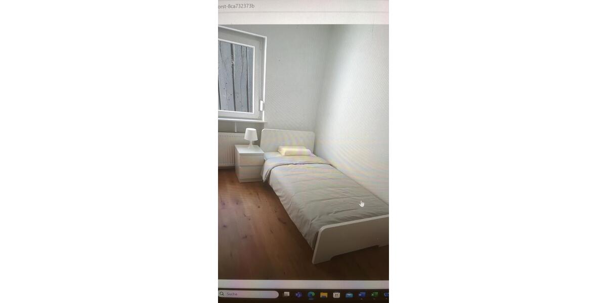 Dachgeschoßwohnung Forst - 2 Zimmer, 70 m&sup2;, 650&euro; | Angebot:25594087