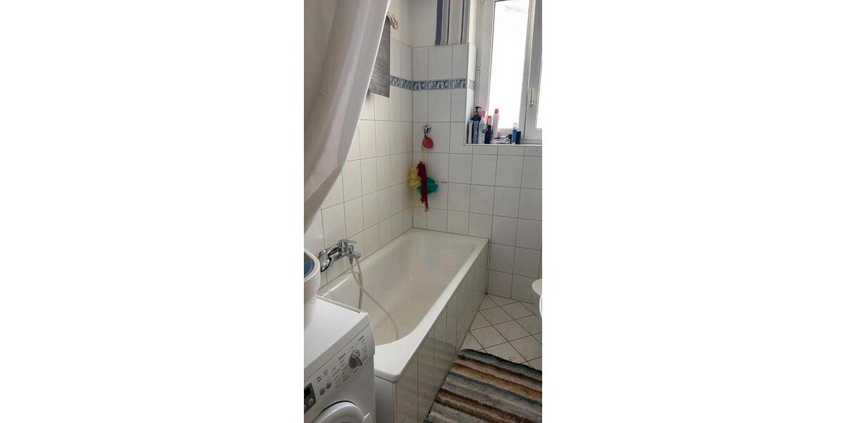 Dachgeschoßwohnung Karlsruhe Südstadt - 1 Zimmer, 26 m&sup2;, 500&euro; | Angebot:26348712