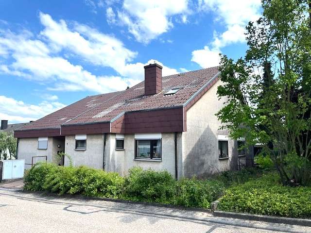 Haus zum Kaufen in Karlsruhe 650.000 € 184 m²