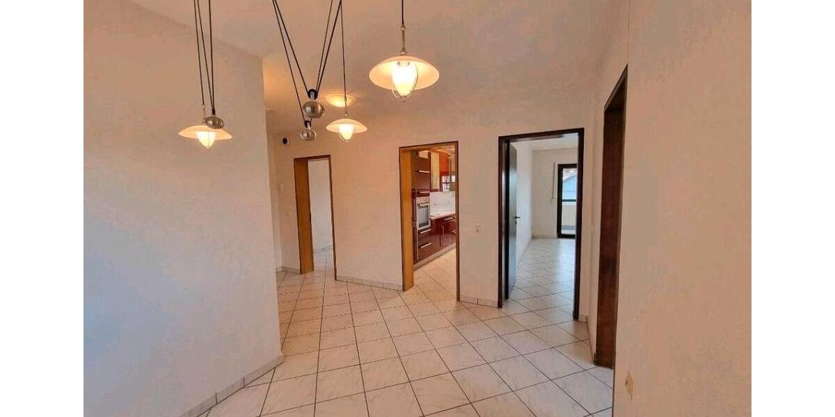 Etagenwohnung Waghäusel - 3.5 Zimmer, 83 m&sup2;, 268.500&euro; | Angebot:26942471