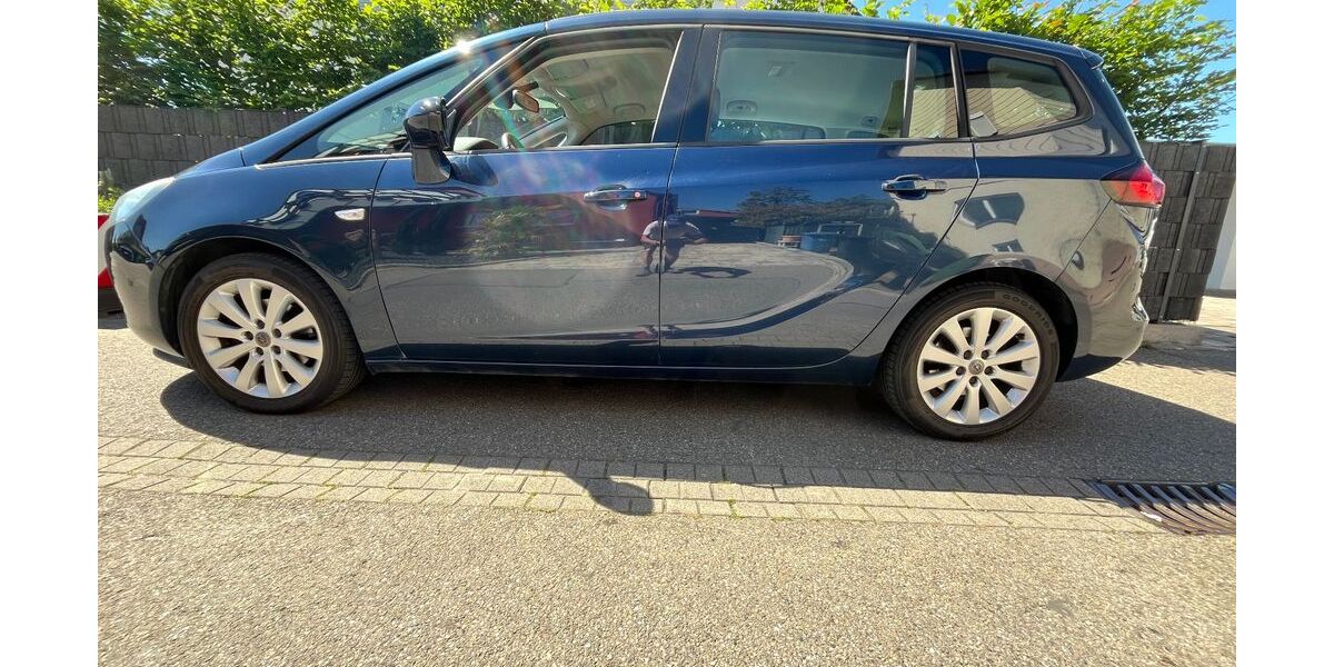 Opel Zafira 112.000 km 8.998 &euro; Stutensee 76297