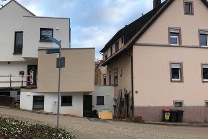 Wohnung über 2 Etagen an WG zu vermieten -Karlsruhe 4.5 zimmer