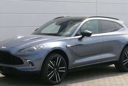 Aston Martin DBX 6.800 km 159.998 € Landau 76829