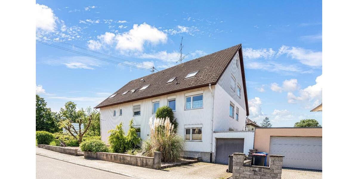 exklusive 1-Zimmer DG-Wohnung mit Terasse, Badewanne und Kamin! 1 zimmer