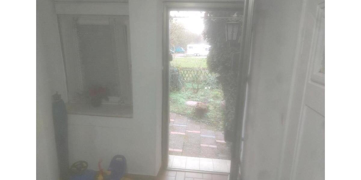 Erdgeschoßwohnung Karlsruhe Rüppurr - 3 Zimmer, 100 m&sup2;, 1.300&euro; | Angebot:25638342