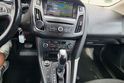 Ford Focus 275.000 km 5.600 &euro; Weingarten 76356