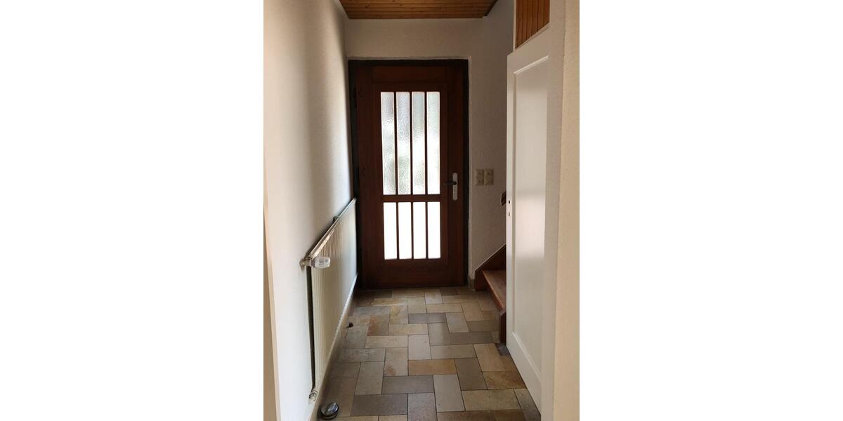 Einfamilienhaus Oberderdingen - 5 Zimmer, 141 m&sup2;, 1.410&euro; | Angebot:26348521