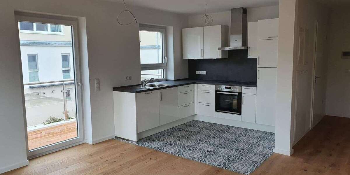 Etagenwohnung Landau - 2 Zimmer, 66 m&sup2;, 750&euro; | Angebot:26942603